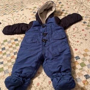 Infant Snow Suit by First Impressions 6-9 month